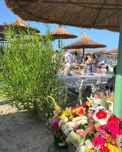Oneiro Plajă Mamaia – Confort și atmosferă de festival